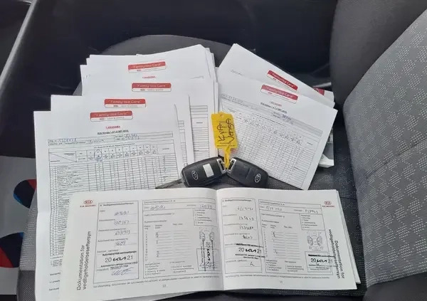 Kia Venga cena 29900 przebieg: 198000, rok produkcji 2015 z Annopol małe 232
